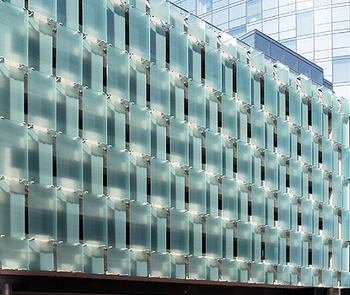 Bendheim’s ventilated glass facades
